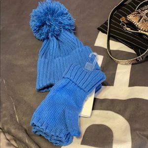 Blue gloves and Bennie